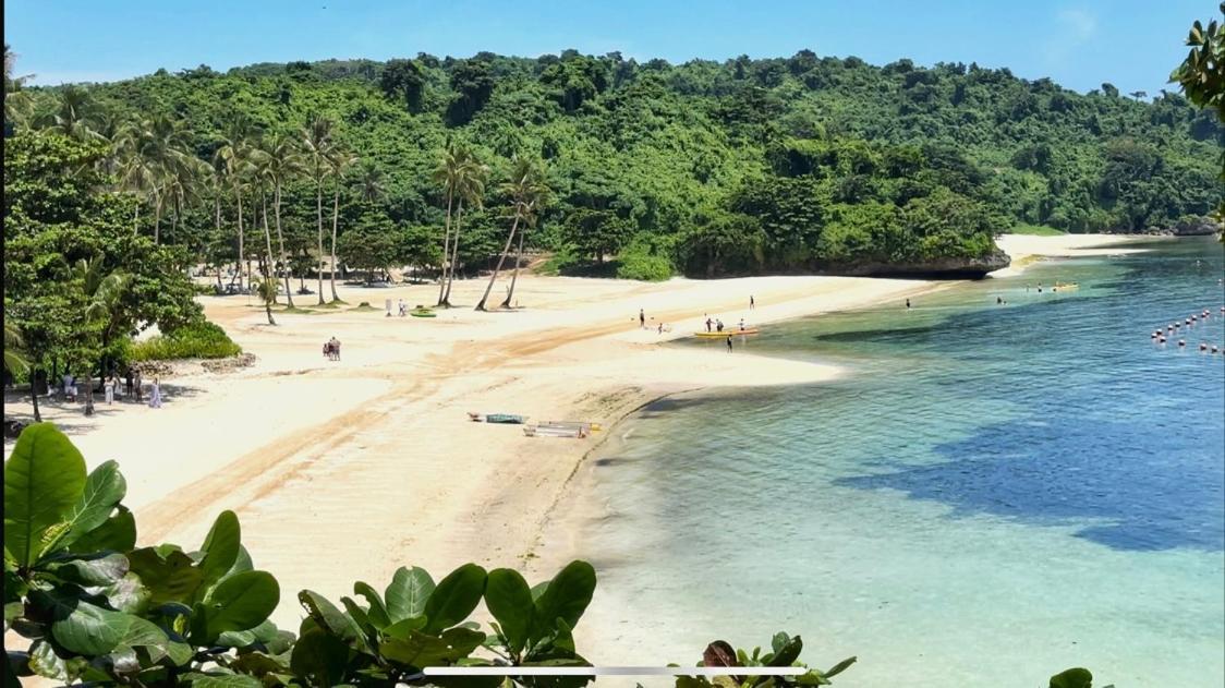 Coral Edge @ Boracay Newcoast Yapak